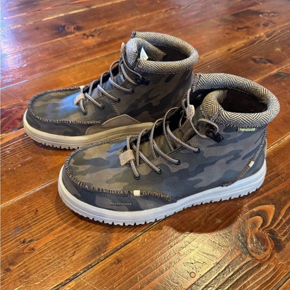 Hey Dude Bradley “Woodland Camo” Boots - Picture 1 of 5
